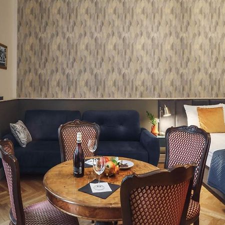 Apartamenty Piotrkowska 82 By Good Time Lodz  Ngoại thất bức ảnh