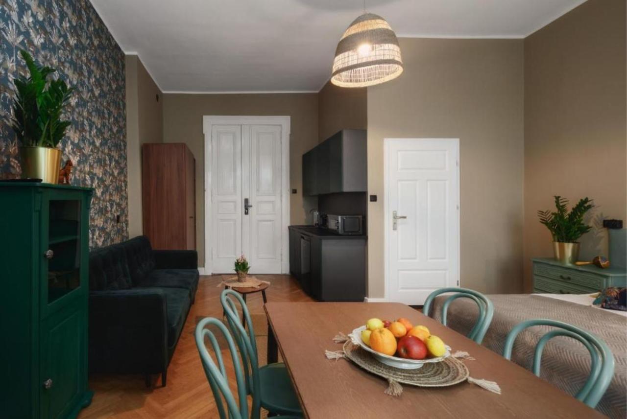 Apartamenty Piotrkowska 82 By Good Time Lodz  Ngoại thất bức ảnh